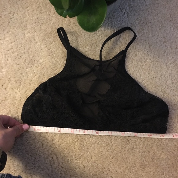 A&F high neck lacy convertible bralette - Picture 3 of 7